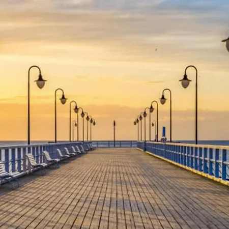 1 Bedroom Gorgeous In Gdansk
